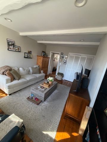 26 Mystic St 3, Boston, MA 02129