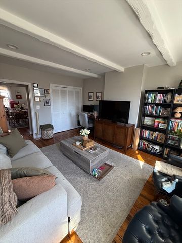 26 Mystic St 3, Boston, MA 02129