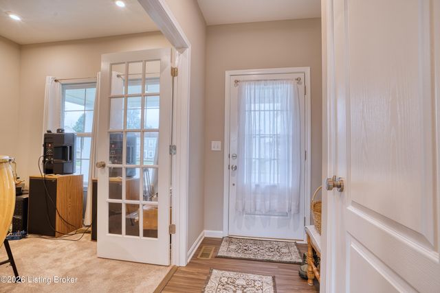 356 Birchwood Dr, Shepherdsville, KY 40165