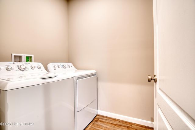 356 Birchwood Dr, Shepherdsville, KY 40165