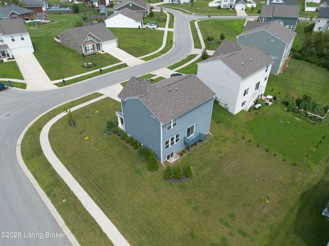 356 Birchwood Dr, Shepherdsville, KY 40165