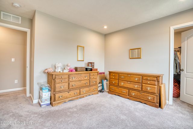 356 Birchwood Dr, Shepherdsville, KY 40165
