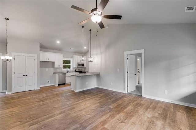 466 Mount Zion Church Road, Tallapoosa, GA 30176