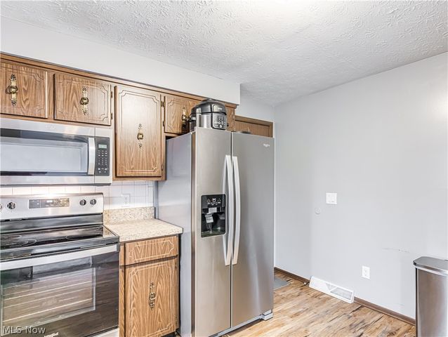 312 Decourcey Street, Rittman, OH 44270