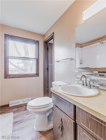 312 Decourcey Street, Rittman, OH 44270