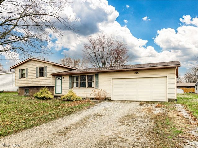 312 Decourcey Street, Rittman, OH 44270