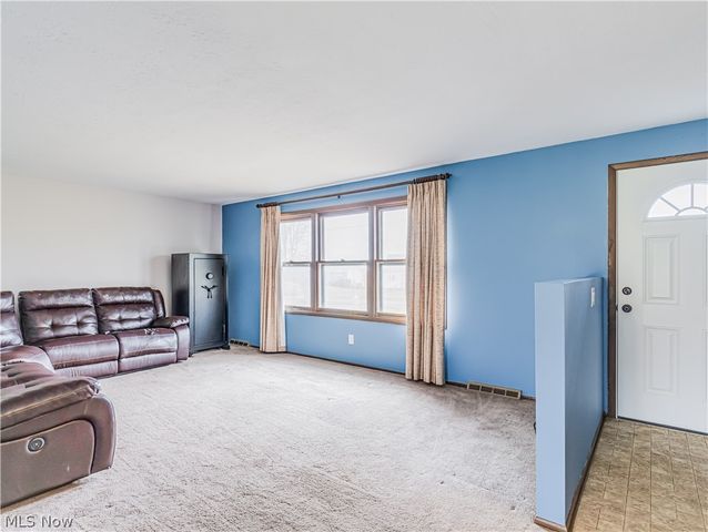 312 Decourcey Street, Rittman, OH 44270