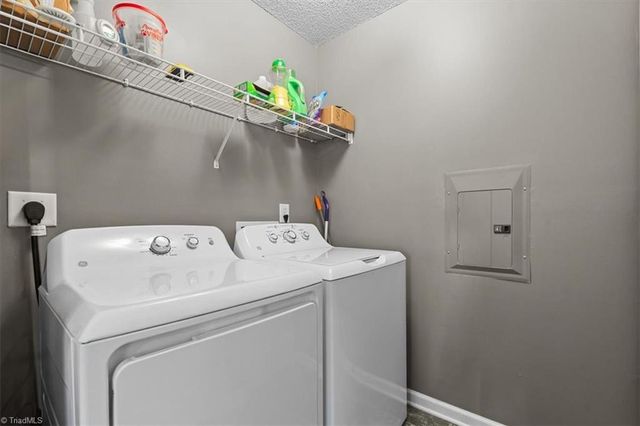 6121 Hedgecock Circle 1A, High Point, NC 27265