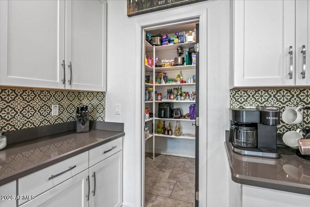 3748 W BINGHAM Drive, New River, AZ 85087