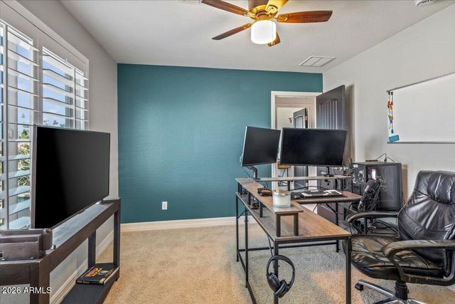 3748 W BINGHAM Drive, New River, AZ 85087