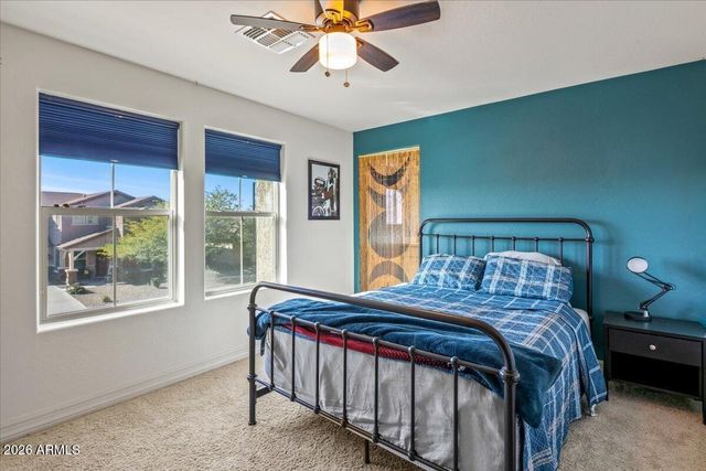 3748 W BINGHAM Drive, New River, AZ 85087