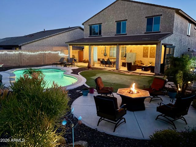 3748 W BINGHAM Drive, New River, AZ 85087