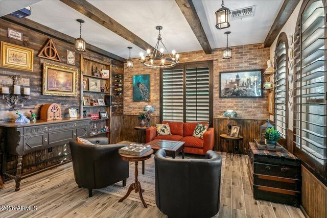 3748 W BINGHAM Drive, New River, AZ 85087