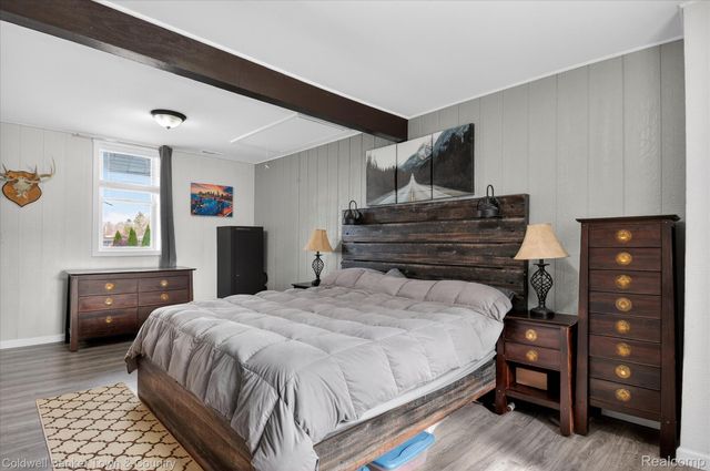 29204 Bretton Street, Livonia, MI 48152