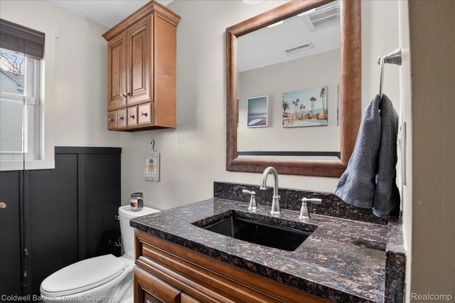 29204 Bretton Street, Livonia, MI 48152