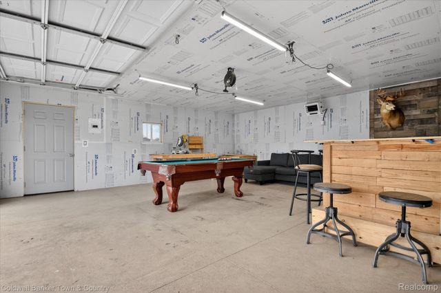 29204 Bretton Street, Livonia, MI 48152