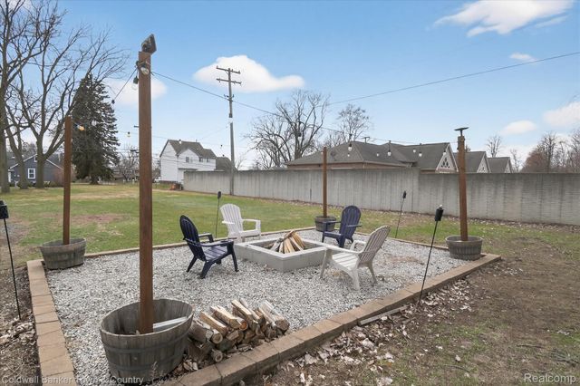 29204 Bretton Street, Livonia, MI 48152