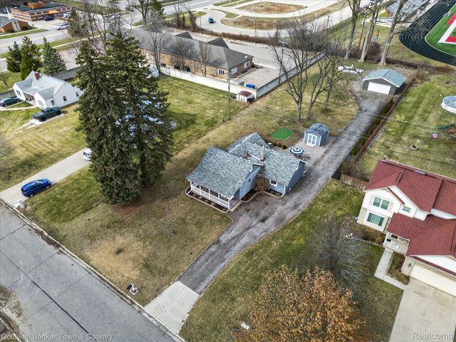 29204 Bretton Street, Livonia, MI 48152