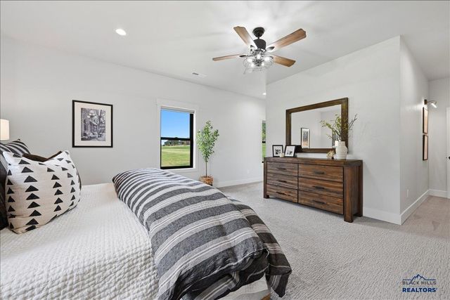 11805 VALLEY VIEW CIRCLE, Spearfish, SD 57783