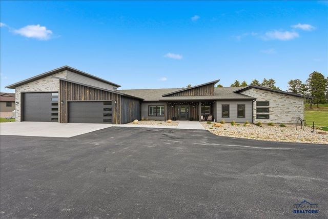 11805 VALLEY VIEW CIRCLE, Spearfish, SD 57783