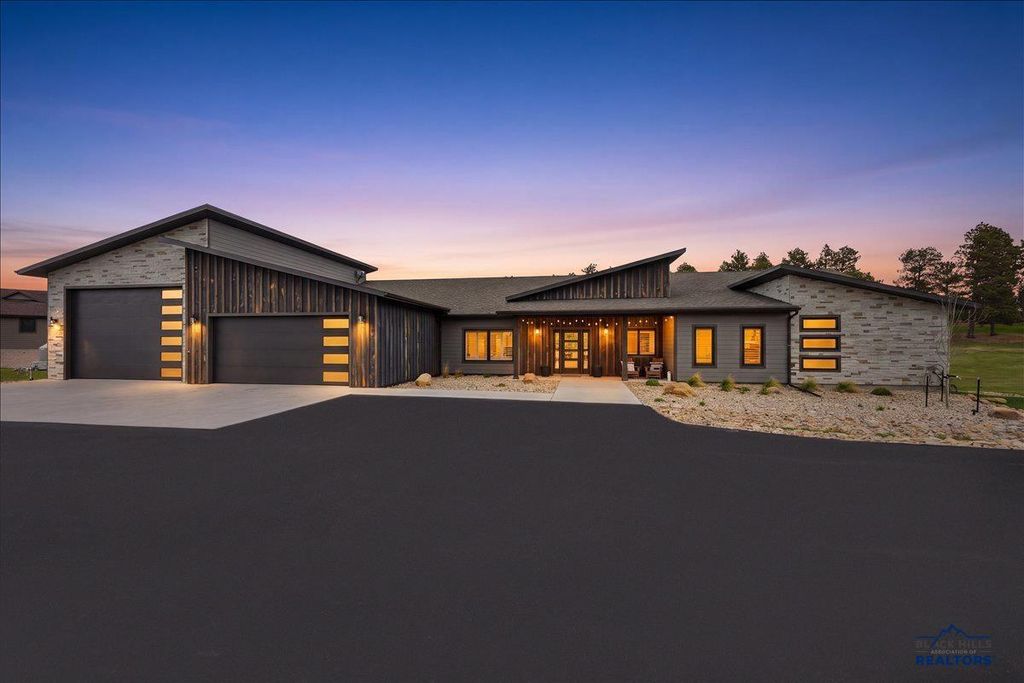 11805 VALLEY VIEW CIRCLE, Spearfish, SD 57783