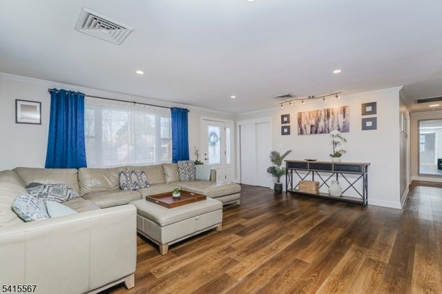 704 Huff Ave, Manville Boro, NJ 08835