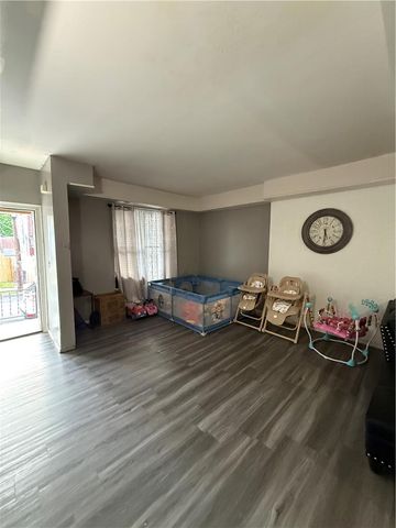 105 Bradford Street, Allentown City, PA 18109