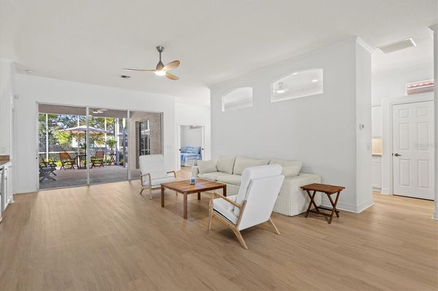 121 AMORA AVENUE, Venice, FL 34285