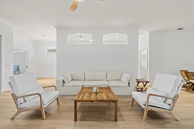 121 AMORA AVENUE, Venice, FL 34285