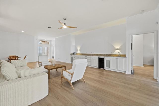 121 AMORA AVENUE, Venice, FL 34285