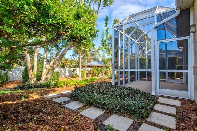 121 AMORA AVENUE, Venice, FL 34285