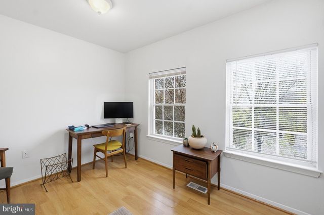 1809 E FAIRMOUNT AVE, Baltimore, MD 21231