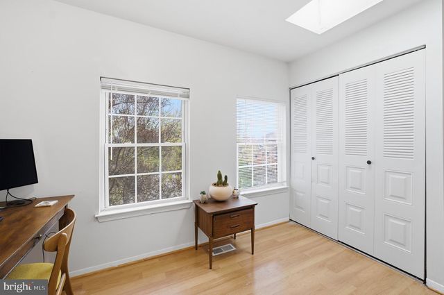 1809 E FAIRMOUNT AVE, Baltimore, MD 21231