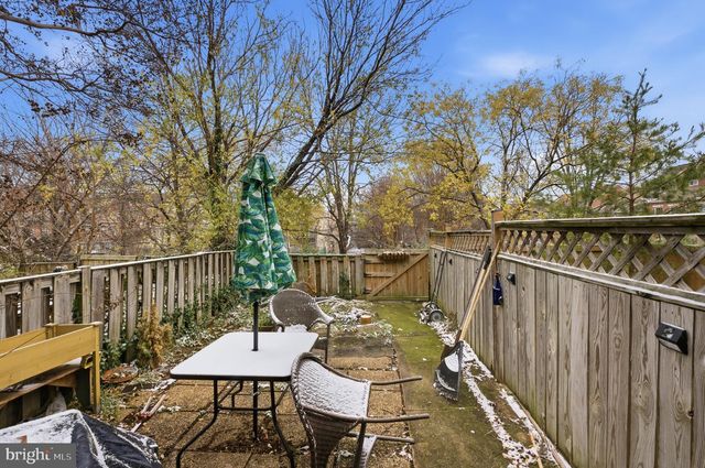 1809 E FAIRMOUNT AVE, Baltimore, MD 21231