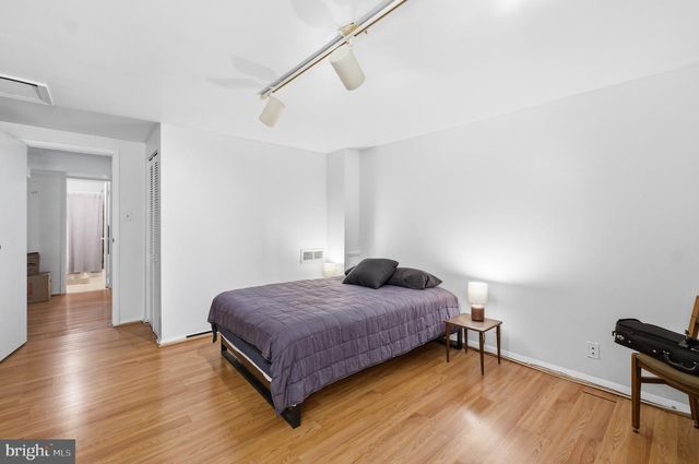 1809 E FAIRMOUNT AVE, Baltimore, MD 21231