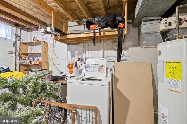 1809 E FAIRMOUNT AVE, Baltimore, MD 21231