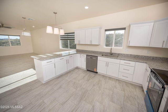 1030 Pino Court, Rio Rico, AZ 85648