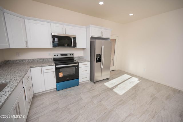 1030 Pino Court, Rio Rico, AZ 85648