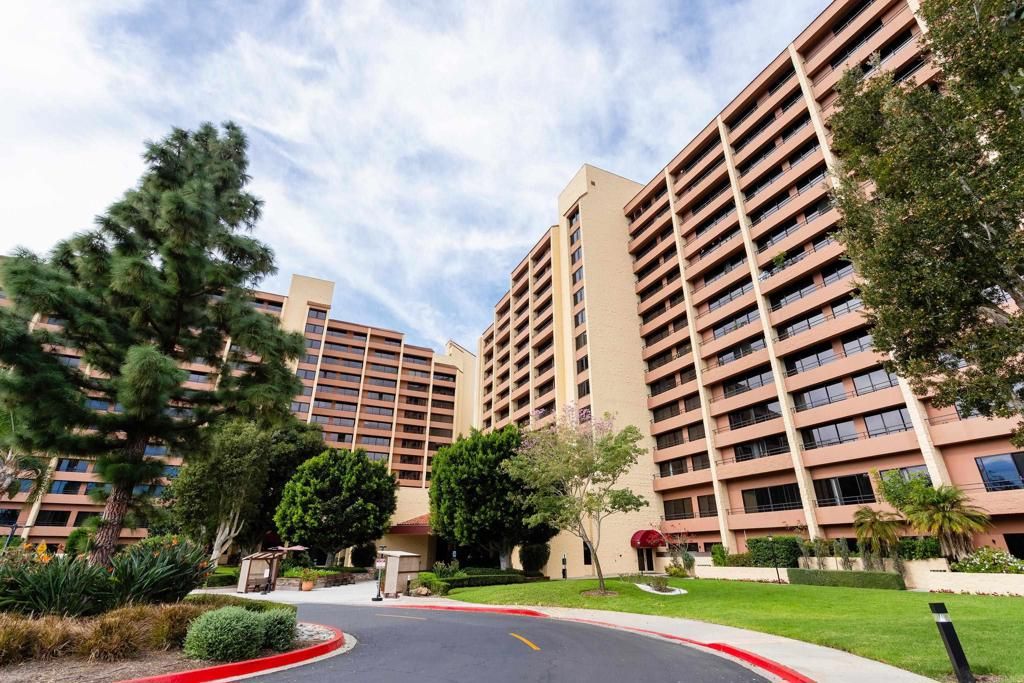 24055 PASEO DEL LAGO 155, Laguna Woods, CA 92637