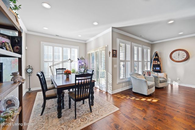 8819 Sanctuary Ln, Louisville, KY 40291