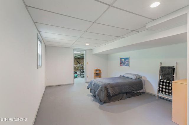 209 Strawberry Lane, Caryville, TN 37714