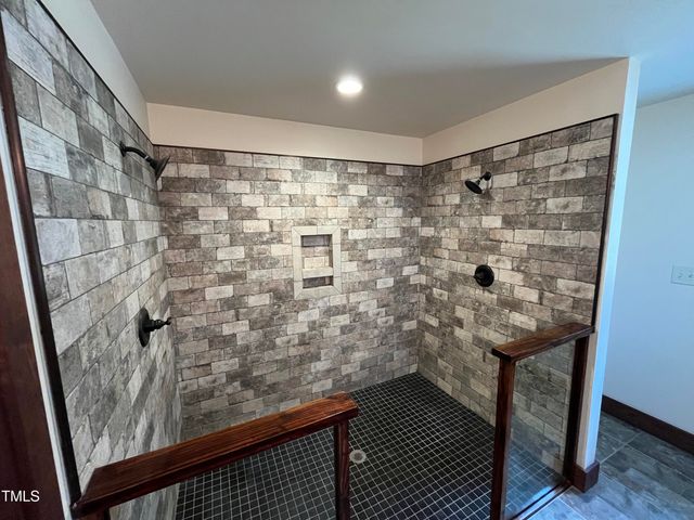 2483 Mcneill Hobbs Road, Bunnlevel, NC 28323