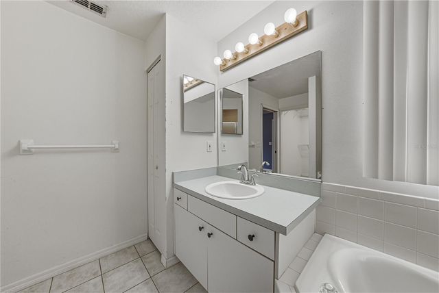 4752 TIMBER WAY, Zephyrhills, FL 33542