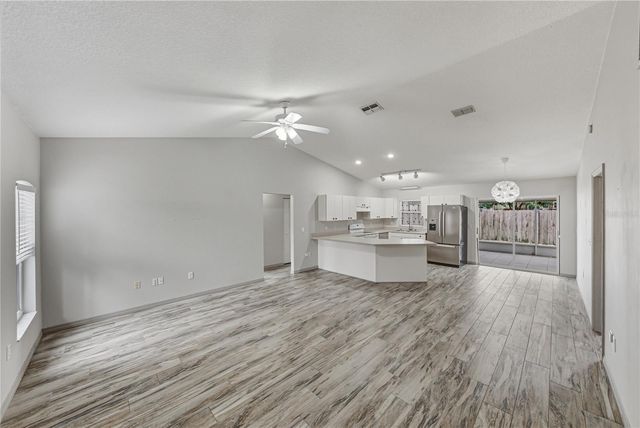 4752 TIMBER WAY, Zephyrhills, FL 33542