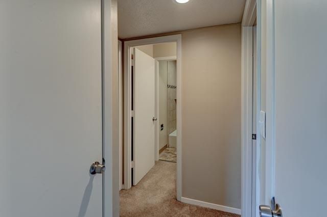 4157 Roanoke Road 12, Kansas City, MO 64111