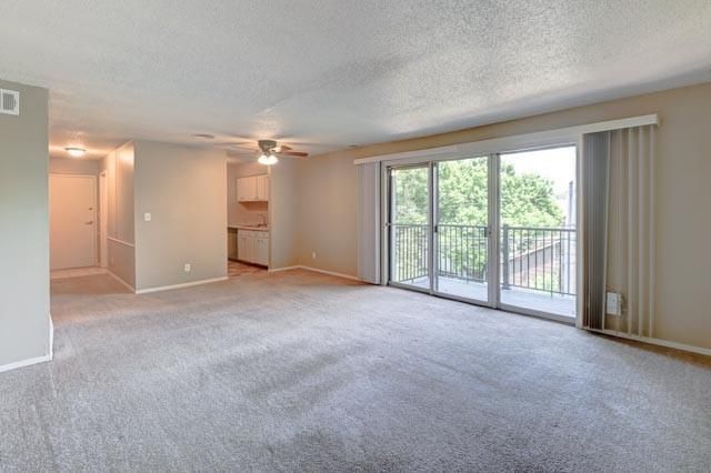 4157 Roanoke Road 12, Kansas City, MO 64111