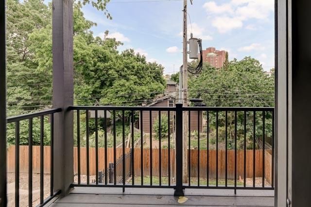 4157 Roanoke Road 12, Kansas City, MO 64111