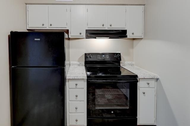 4157 Roanoke Road 12, Kansas City, MO 64111