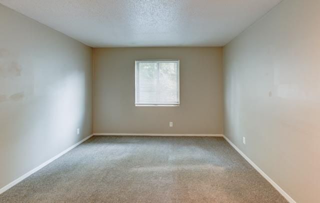 4157 Roanoke Road 12, Kansas City, MO 64111