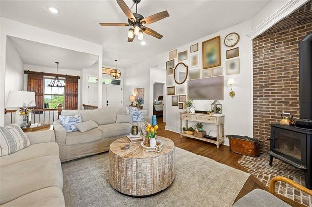 15635 Lovers Lane, Excelsior Springs, MO 64024